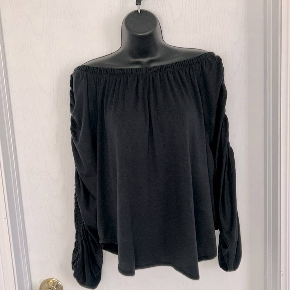 Free People Off the Shoulder Top XS